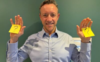 The #1 Question We Get Asked When Talking About Body Language: “I’m Not Sure What to Do With My Hands!”